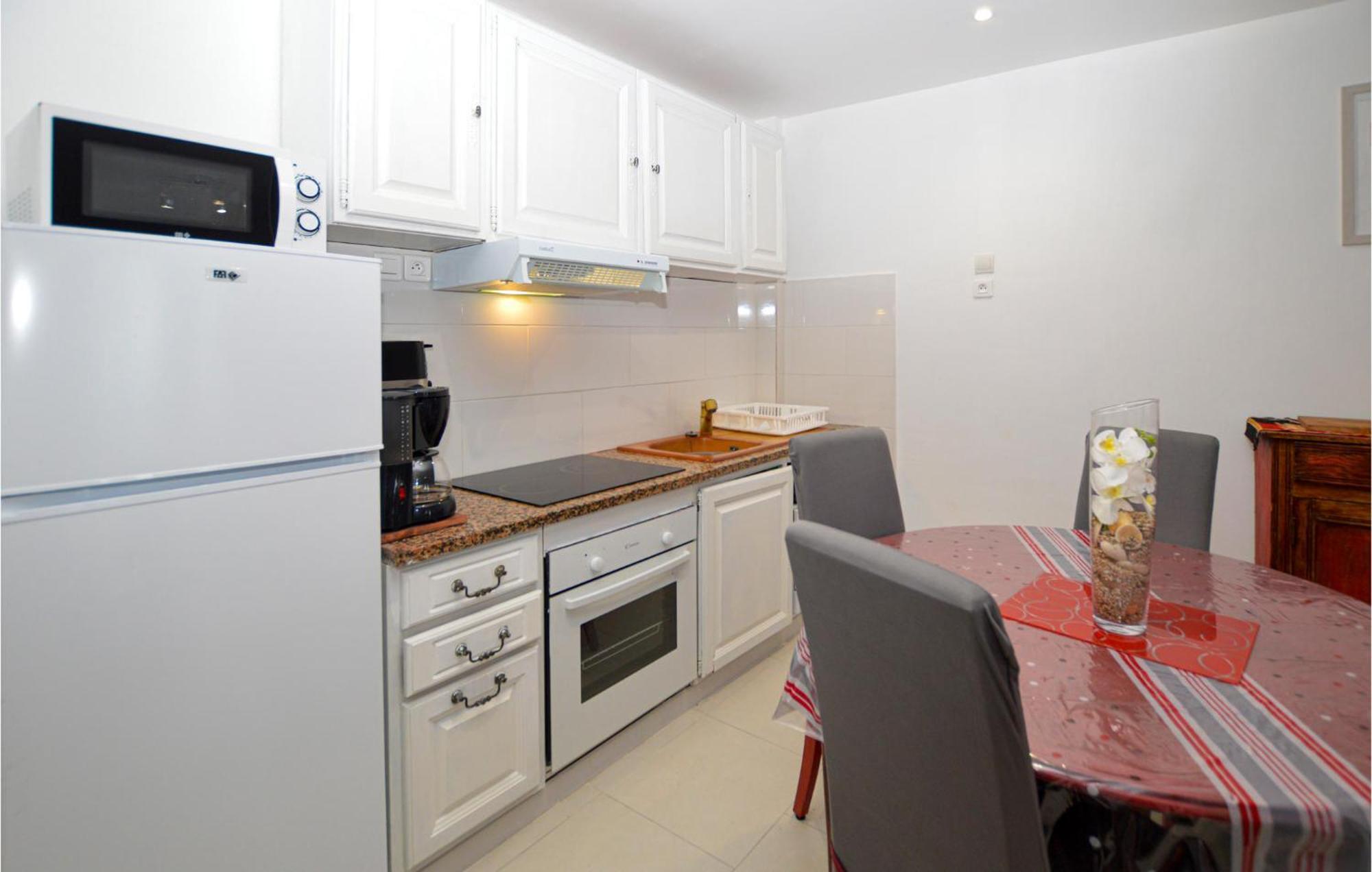 Cozy Apartment In Propriano With Kitchen Exterior photo